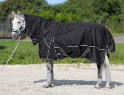 Derka padokowa/przeciwdeszczowa z kapturem HE Aspen, wypełnienie 300g, czarna