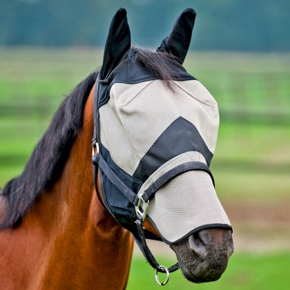 Kaptur przeciw owadom z ochroną nosa