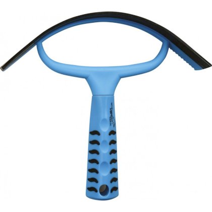 Wygodna i ładna ściągaczka do wody. Bardzo przydatna podczas kąpieli koni.