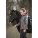 Little sister Kurtka softshell -Bellamonte- 10520. Kategoria: jeździec, kurtki jeździeckie, Bellamonte jesień zima 2018. Kolor szary mieszany
